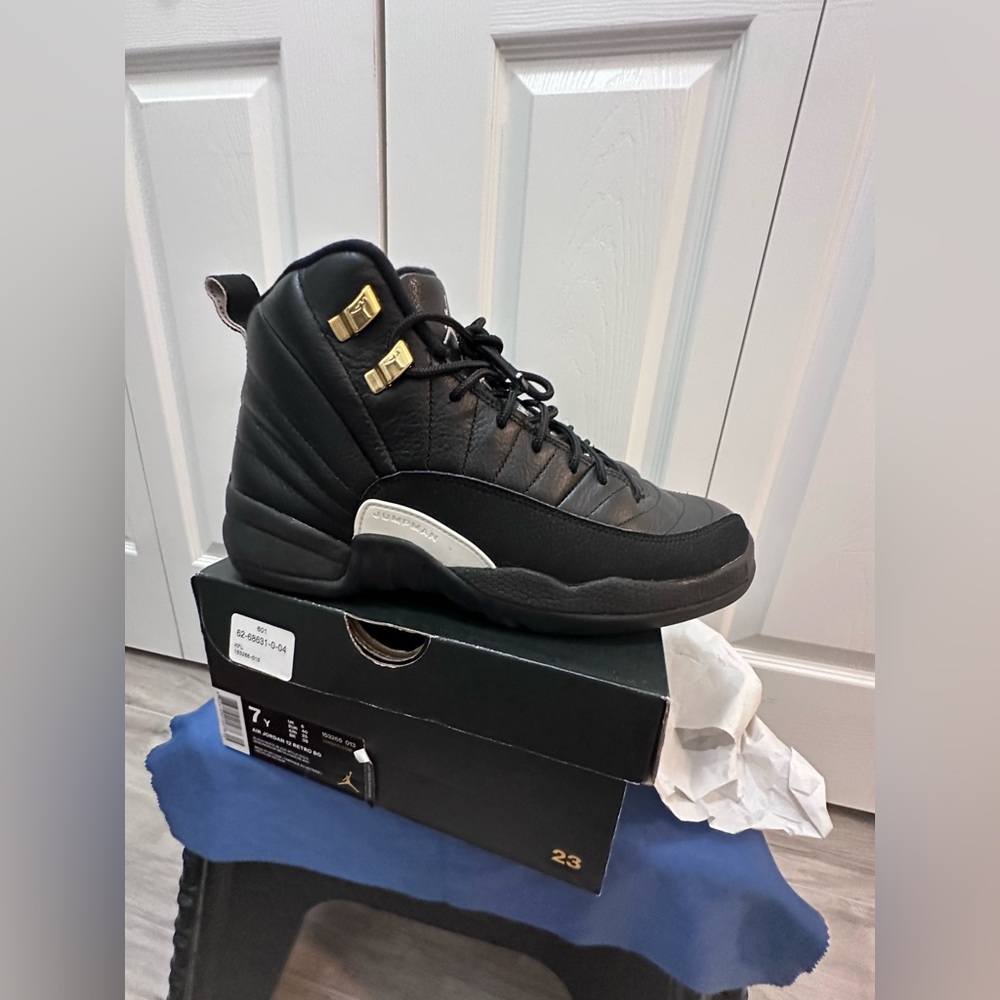 Air Jordan 12 RETRO BG - Picture 5 of 8